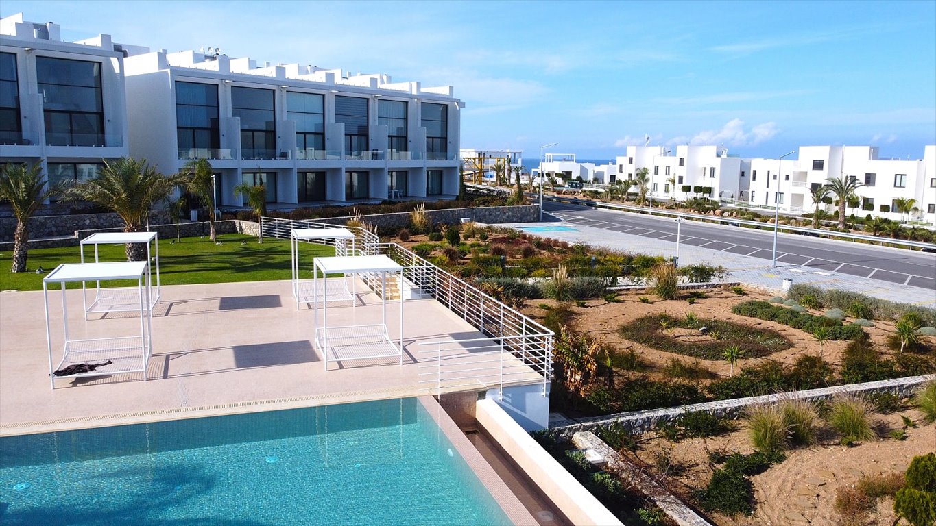 Widok na morze i basen – 2-pokojowy apartament w Esentepe Cypr, Esentepe, Esentepe, Girne, Cypr Północny  80m2 Foto 1