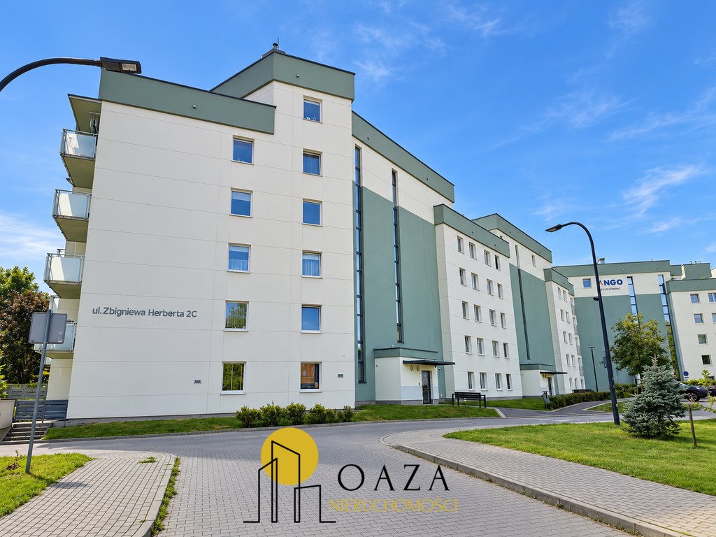 Na sprzedaż funkcjonalne mieszkanie 36,6 m² z prywatnym ogródkiem Olsztyn, Herberta Zbigniewa  37m2 Foto 1