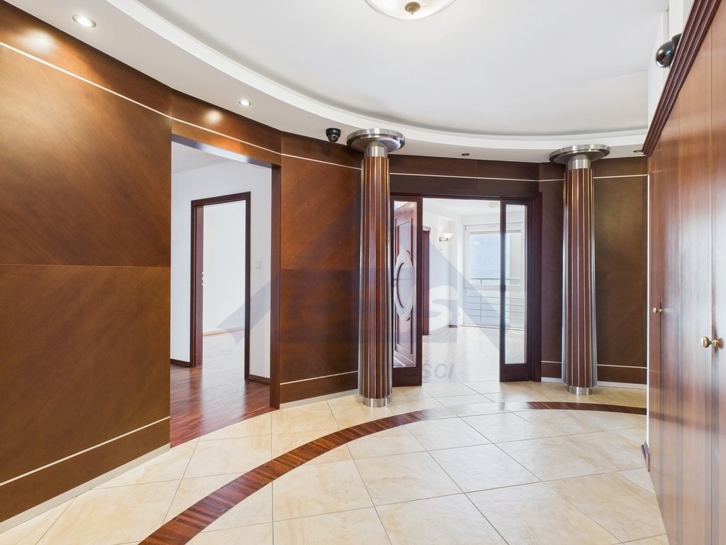 Zapraszam do obejrzenia biura 242 m² na Mokotowie z klimatyzacją i garażami Warszawa, Mokotów, al. gen. Władysława Sikorskiego  242m2 Foto 1