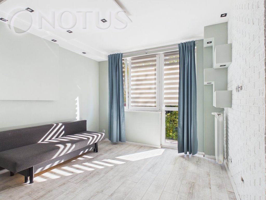 Na sprzedaż funkcjonalne 32 m² mieszkanie z balkonem w Krakowie Kraków, Nowa Huta, Osiedle Spółdzielcze  32m2 Foto 1