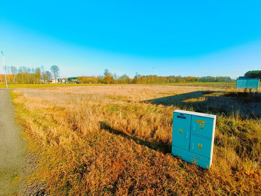 Działka budowlana z mediami, las, nowoczesne osiedle Lisiec Mały, Lisiec Mały  1 219m2 Foto 1