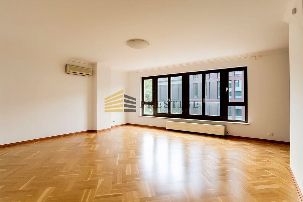 Lokal użytkowy na wynajem Warszawa, Śródmieście, Grzybowska  245m2 Foto 1