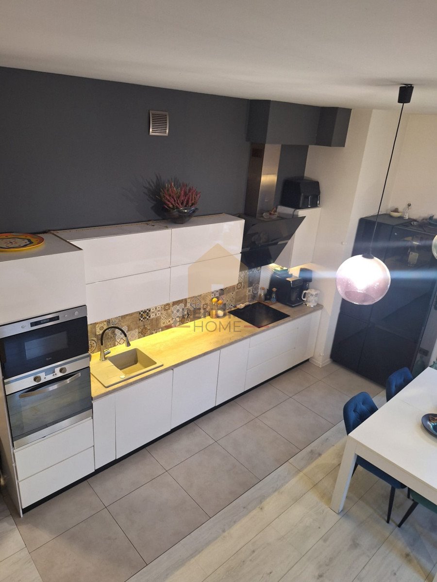 Na sprzedaż nowoczesny 87m² apartament dwupoziomowy z miejscem i komórką Legnica  87m2 Foto 1