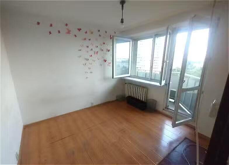 Polecam jasne 3-pokojowe mieszkanie 59 m² z balkonem w Katowicach Katowice, Zawodzie, al. Walentego Roździeńskiego  59m2 Foto 1