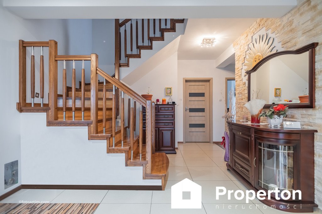 Dom 153 m² z ogrodem, garażem i fotowoltaiką Jeziorany  153m2 Foto 1