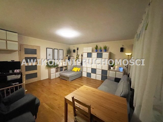 Do sprzedania 48 m² mieszkanie z klimatyzacją i balkonem Pruszków, Osiedle Staszica  48m2 Foto 1