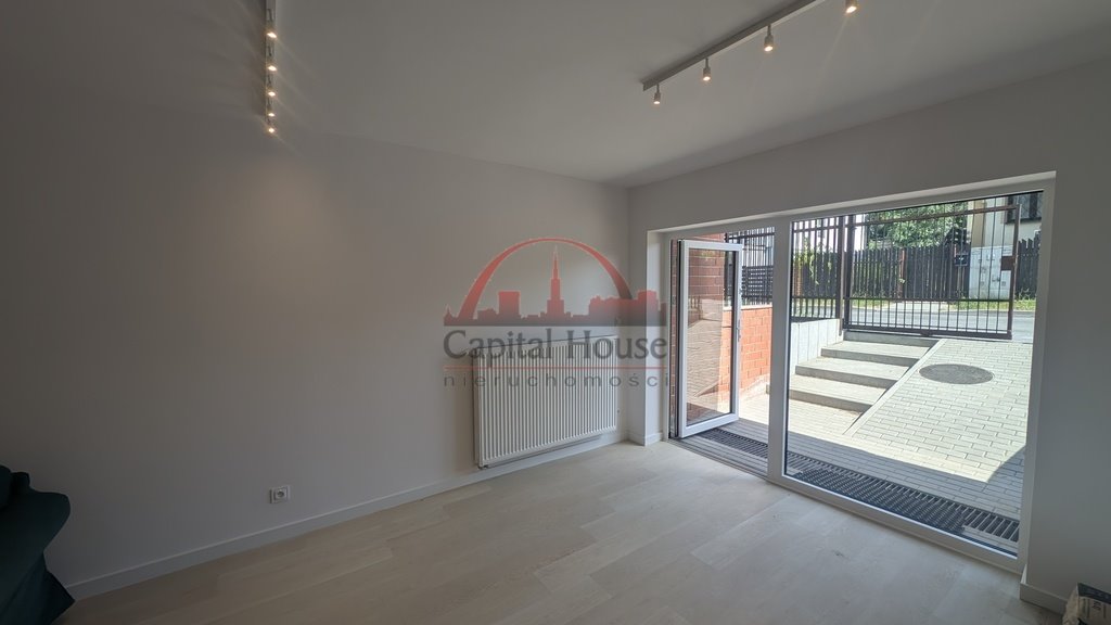 Lokal usługowy 77 m2 z witryną, magazynem i zapleczem Warszawa, Wesoła, Stara Miłosna  77m2 Foto 1