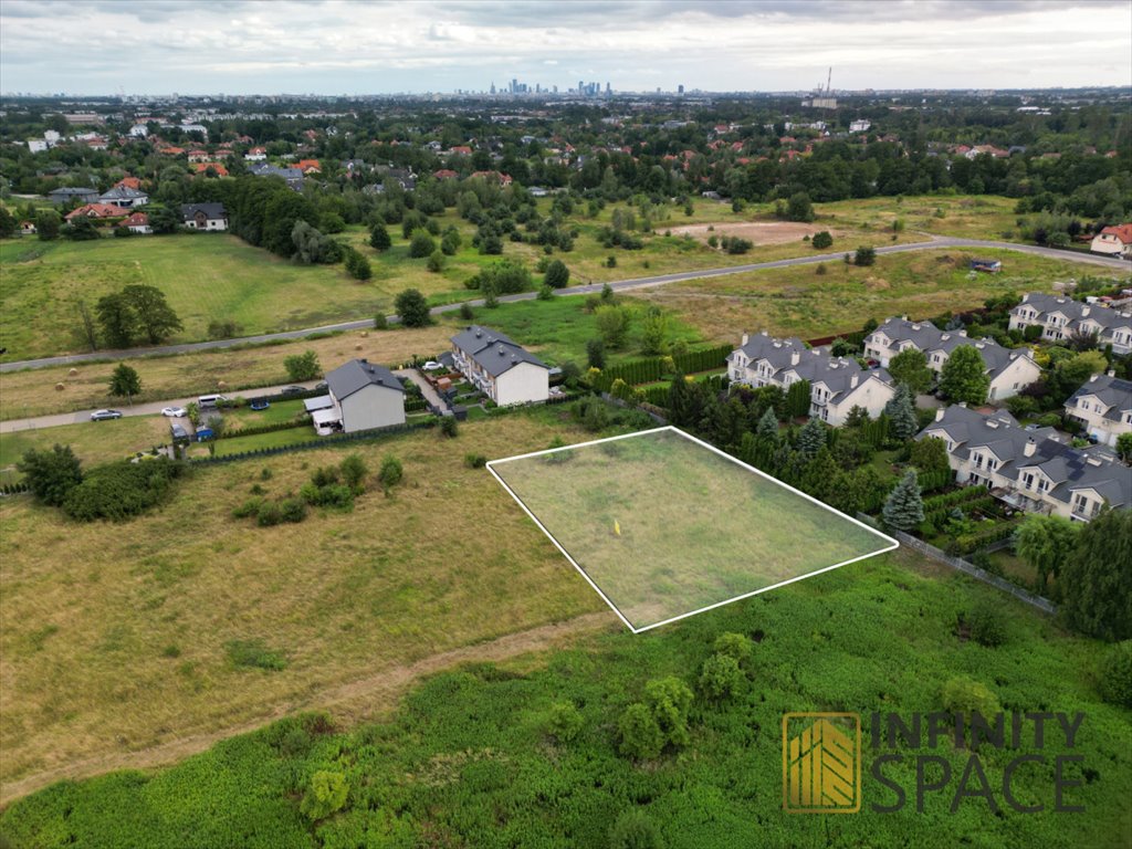Działka pod zabudowę jednorodzinną lub wielorodzinną w Białołęce Warszawa, Białołęka Brzeziny, Ostródzka  1 121m2 Foto 1