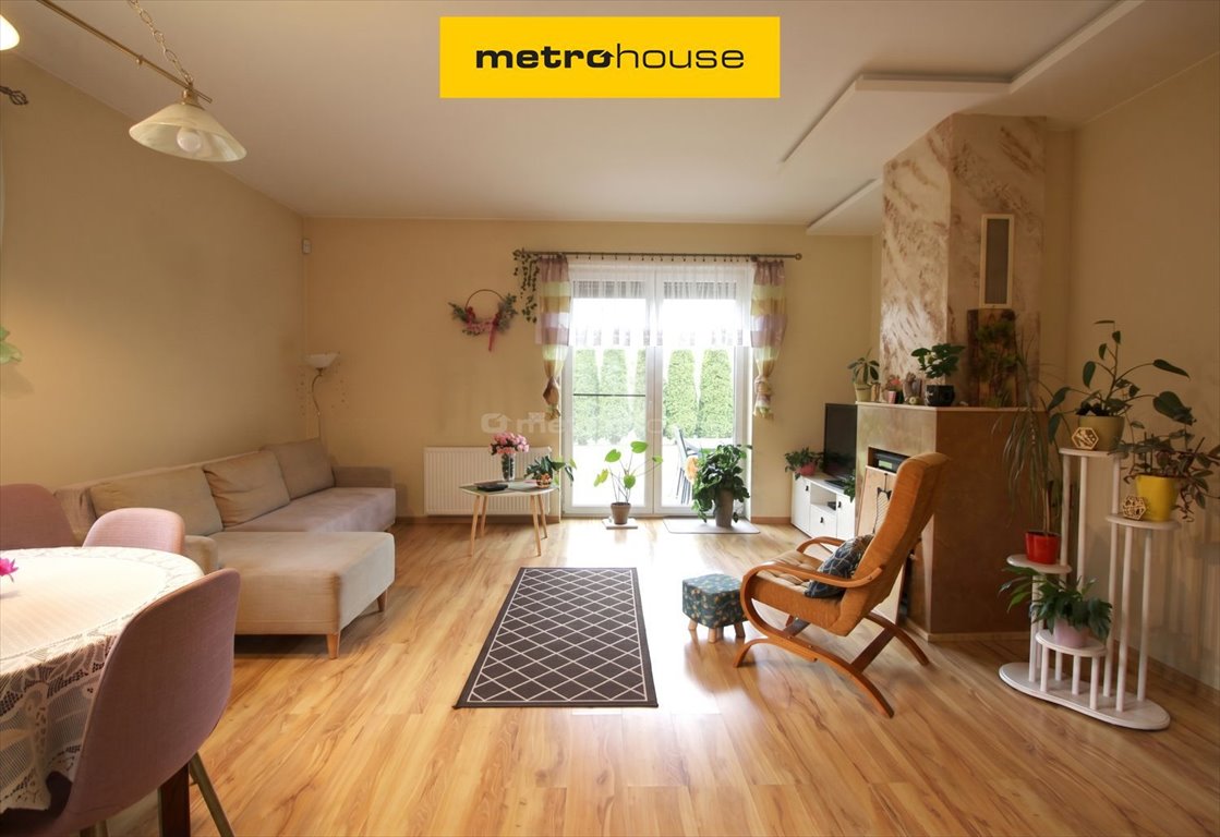 Przestronny dom 187 m² z kominkiem i garażem w Chechło Pierwsze Chechło Pierwsze  187m2 Foto 1