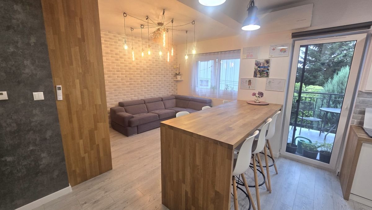 Mieszkanie trzypokojowe na sprzedaż Rzeszów, Strażacka  62m2 Foto 1