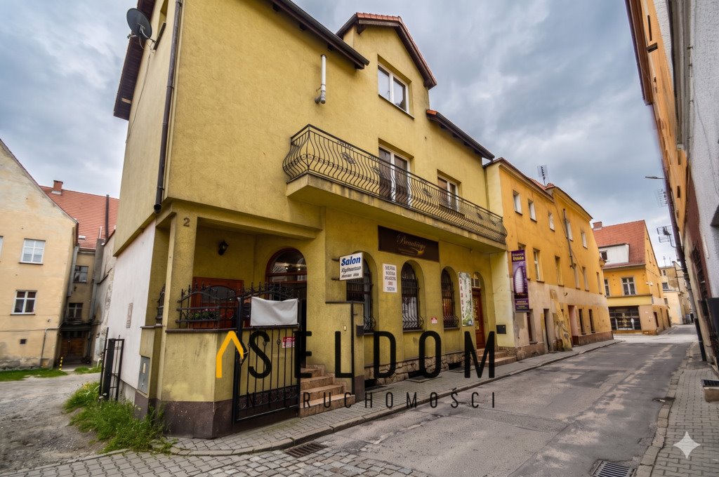 Kamienica z potencjałem 227 m² w centrum Jawora Jawor  227m2 Foto 1