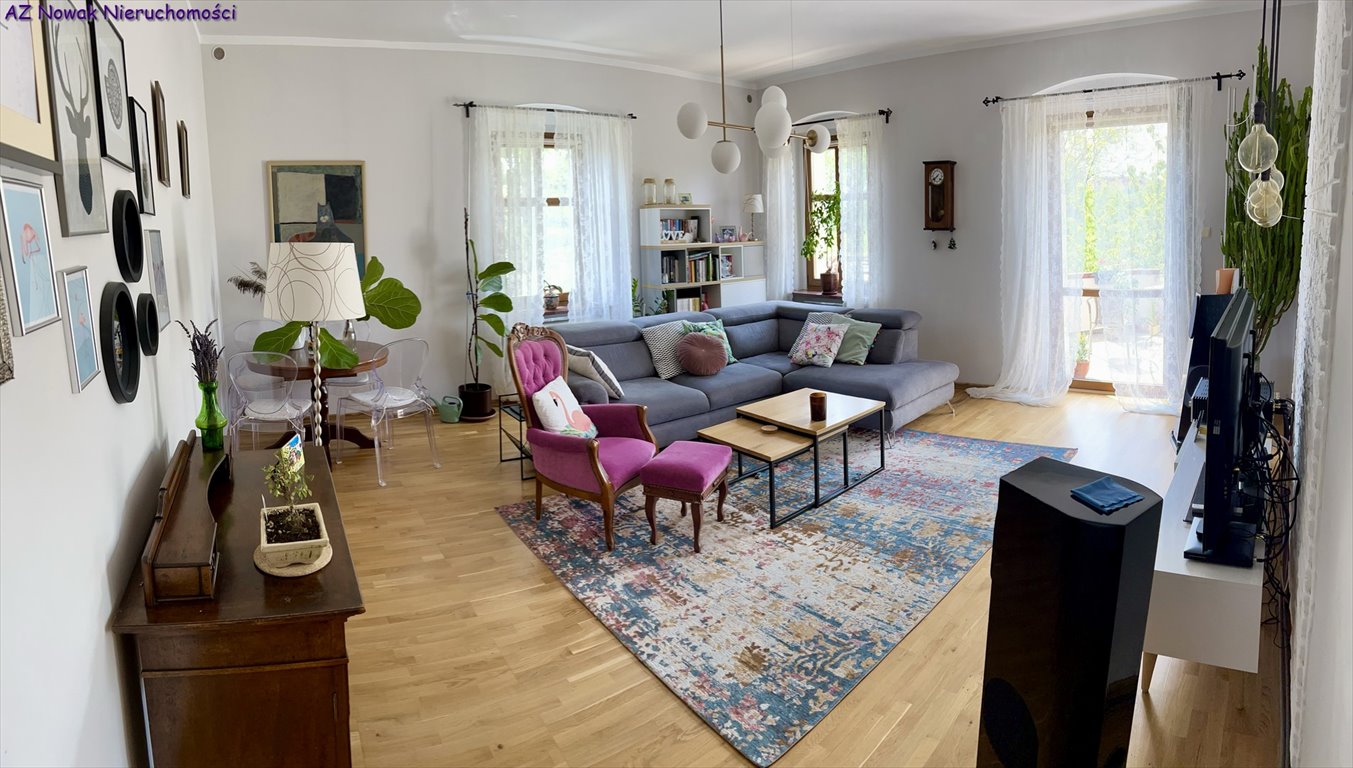 Mieszkanie trzypokojowe na sprzedaż Świdnica  98m2 Foto 1