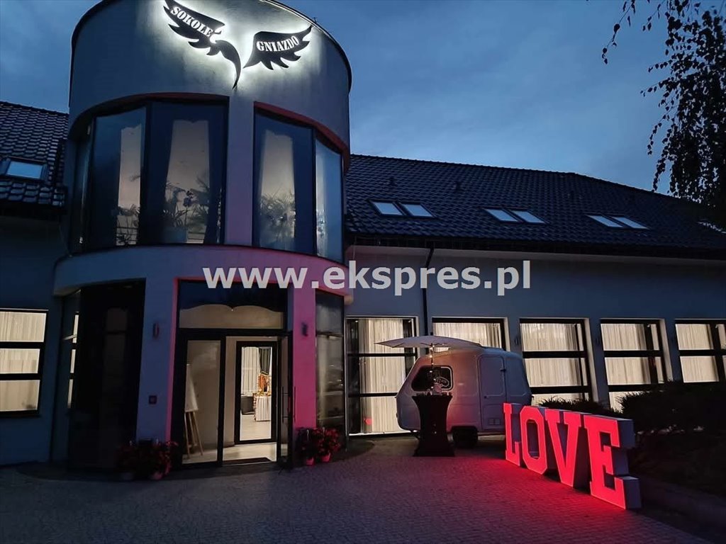 Uniejów, obiekt agroturystyczny z restauracją i 14 pokojami Uniejów  1 200m2 Foto 1