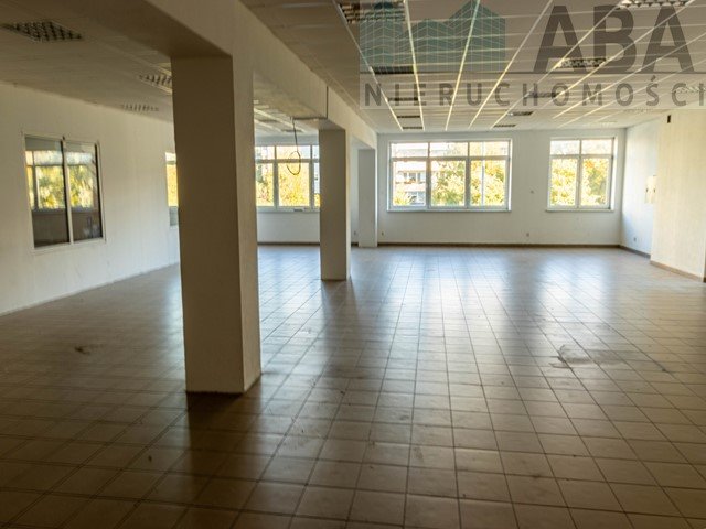 Lokal użytkowy na wynajem Konin, Zatorze, Chopina  290m2 Foto 2