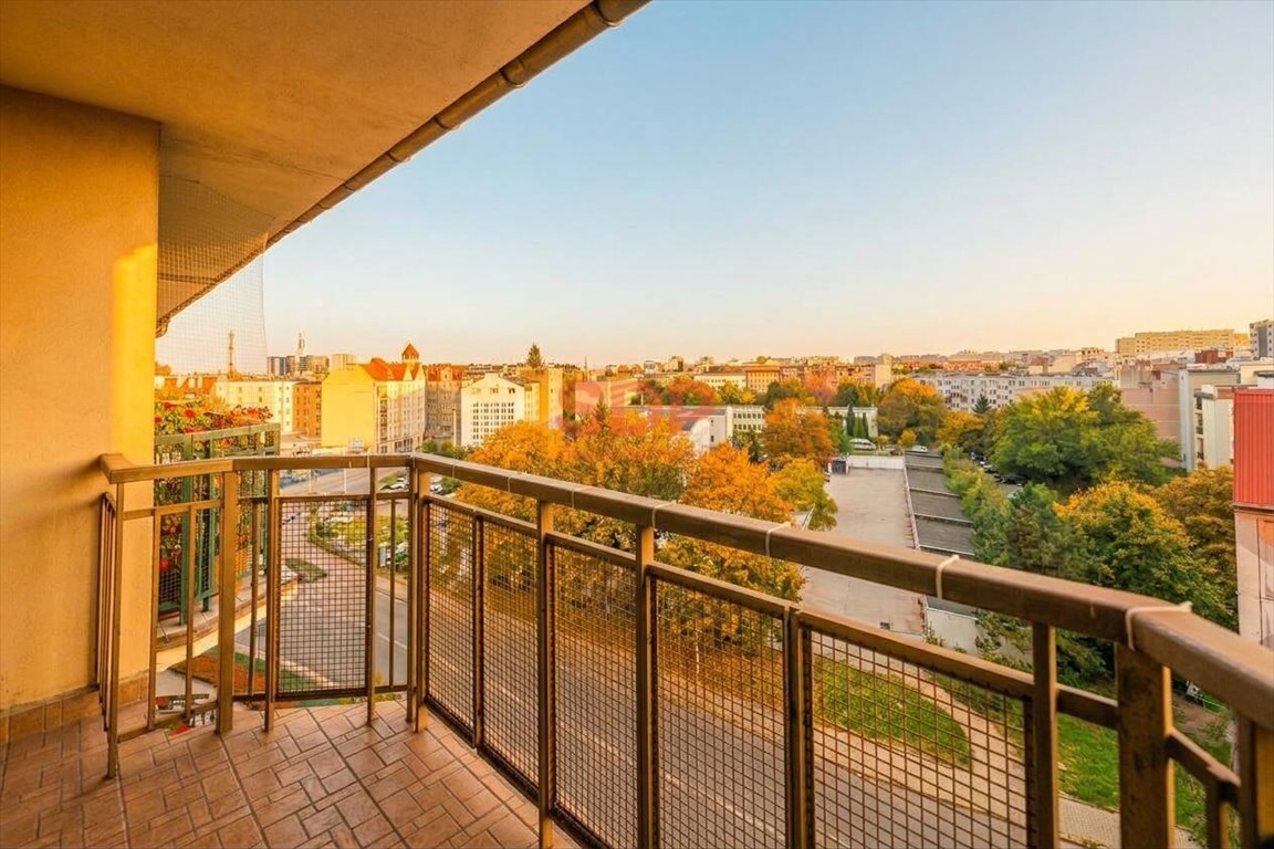 Widok na panoramę, duży balkon, możliwość 3 pokoi - polecam! Wrocław, Krzyki, Huby, Hubska  58m2 Foto 1