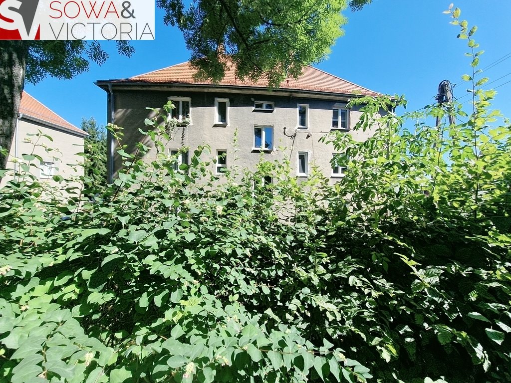 Mieszkanie dwupokojowe na sprzedaż Wałbrzych, Sobięcin  70m2 Foto 1