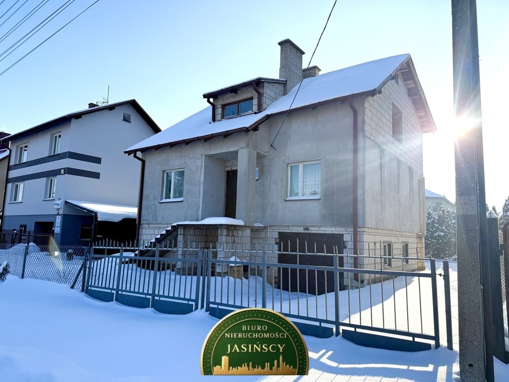 Dom z garażem i ogrodem w Ciechanowie, 7 pokoi, do remontu Ciechanów, Monte Cassino  117m2 Foto 1