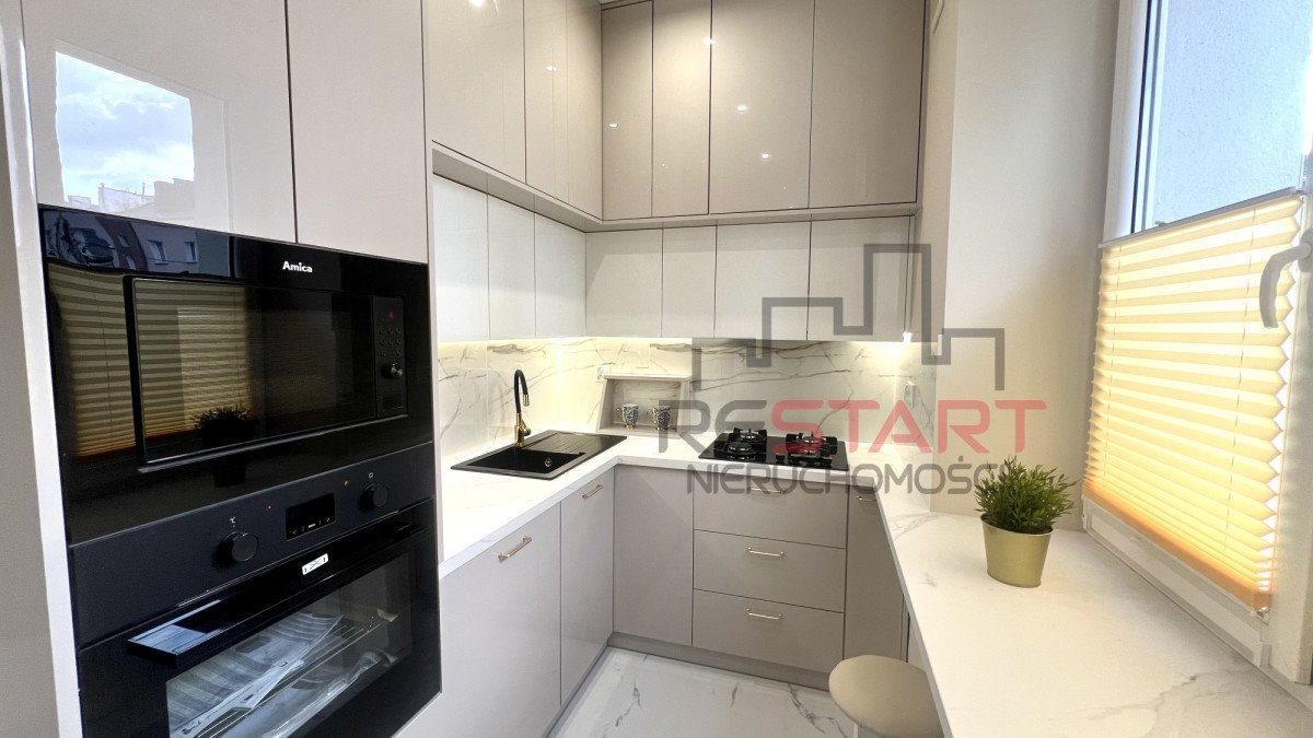 Mieszkanie dwupokojowe na sprzedaż Żyrardów  47m2 Foto 1