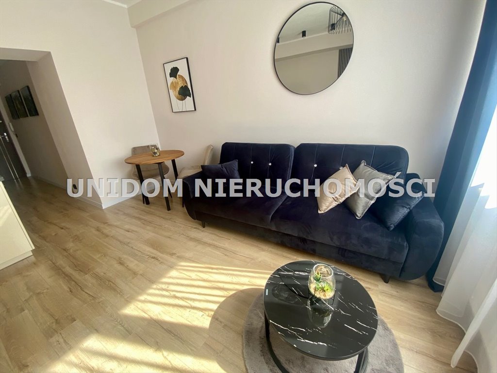 Mieszkanie dwupokojowe na wynajem Katowice  37m2 Foto 2
