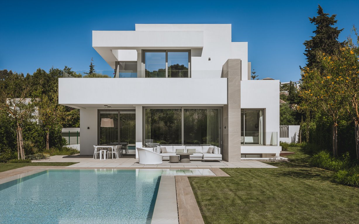 Sprzedam luksusową willę 384 m² z basenem i garażem w El Paraiso Hiszpania, El Paraiso, El Paraiso  384m2 Foto 1