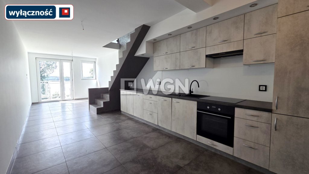 Dwupoziomowy apartament z tarasem i widokiem na jezioro Ełk, Centrum, Nadjeziorna  65m2 Foto 1