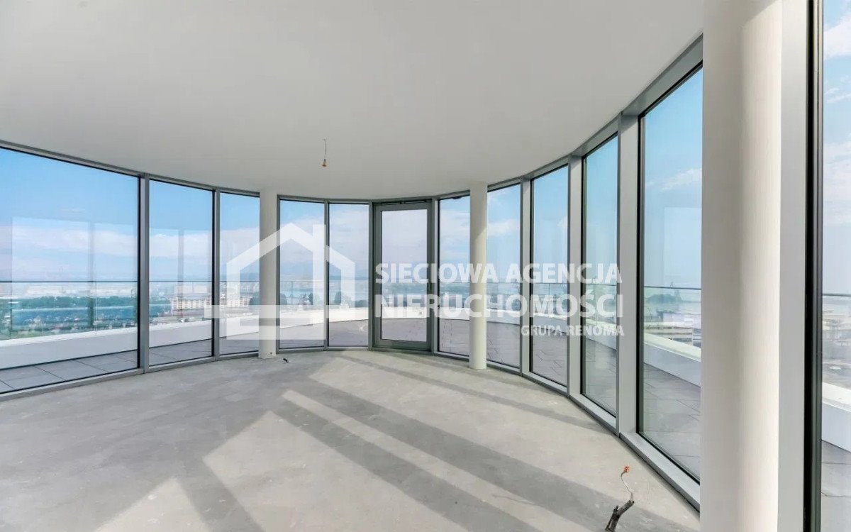 Prestiżowy lokal 110m2 z panoramicznym widokiem w Gdyni Gdynia, Śródmieście  110m2 Foto 1