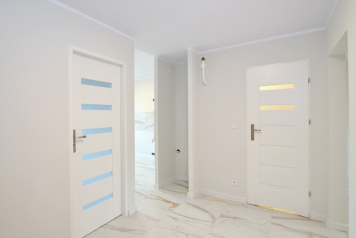 Mieszkanie dwupokojowe na sprzedaż Piekary Śląskie, Ogrodowa  49m2 Foto 1