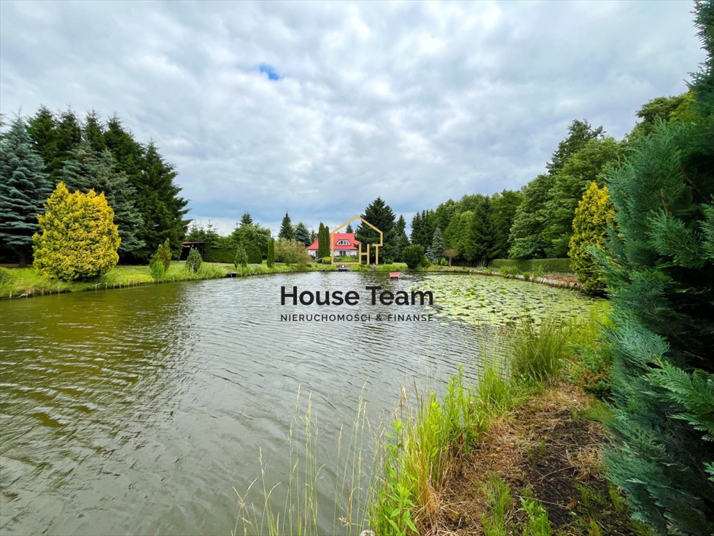 Rodzinna posiadłość z dwoma domami, stawem i naturą Żołędowo, Kwiatowa  176m2 Foto 1