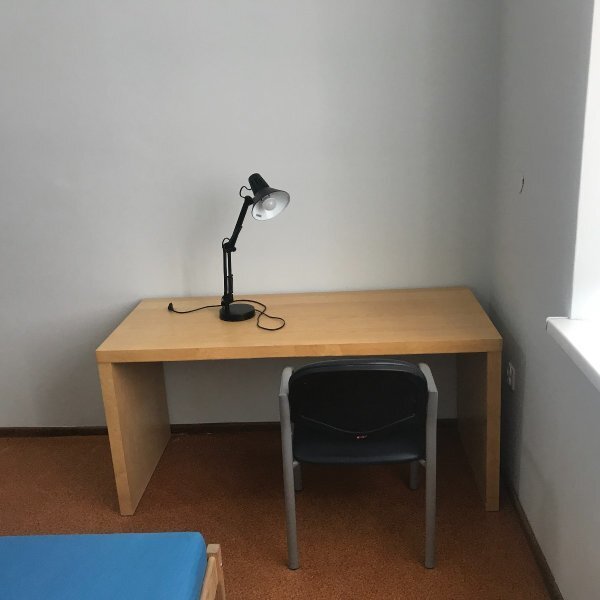 Mieszkanie czteropokojowe  na wynajem Kraków, Śródmieście  82m2 Foto 1