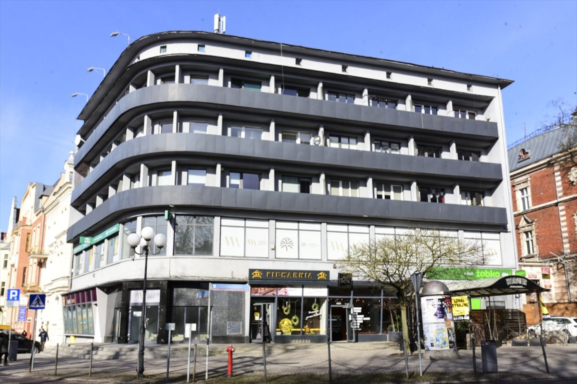 Lokal użytkowy na sprzedaż Olsztyn, Dąbrowszczaków 8  265m2 Foto 1