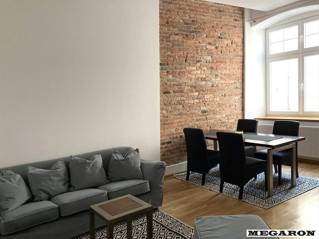 Eleganckie 64 m² z prywatnym wejściem – idealne na biuro Częstochowa, Centrum  64m2 Foto 1