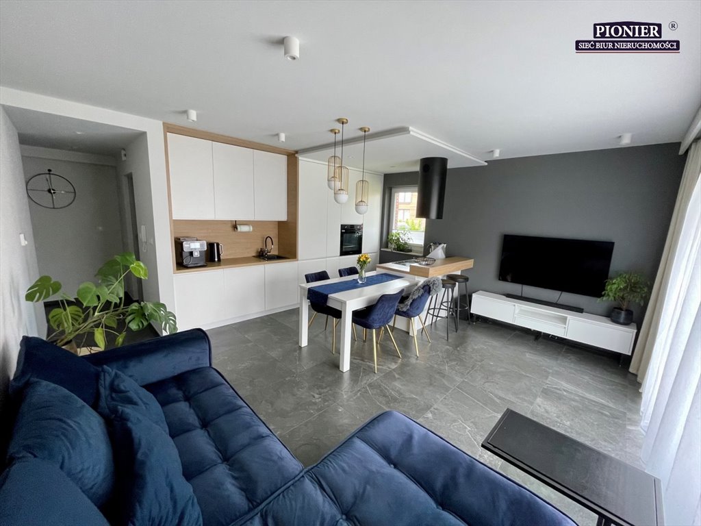 Mieszkanie trzypokojowe na sprzedaż Ustroń  60m2 Foto 1