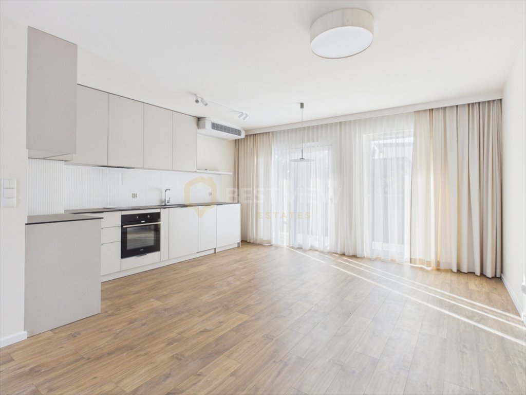 Apartament 53 m² z antresolą - blisko plaży i zatoki Jastarnia, Bałtycka  54m2 Foto 1