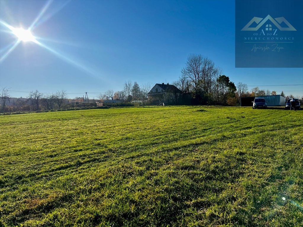 Działka budowlana na sprzedaż Gnojnik  2 046m2 Foto 1