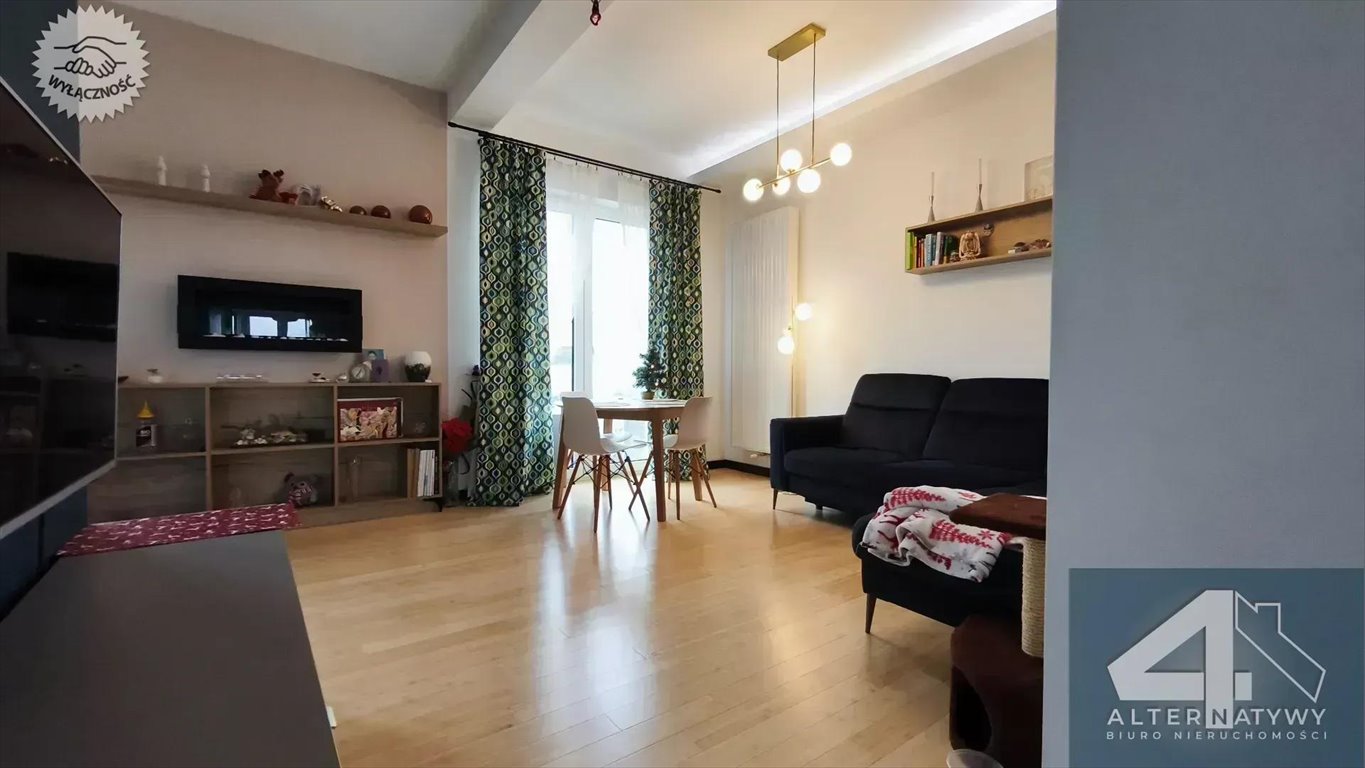 Mieszkanie czteropokojowe  na sprzedaż Warszawa  120m2 Foto 1