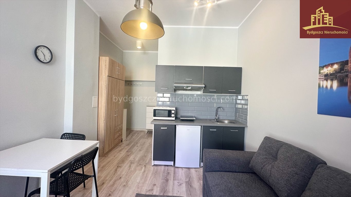 Kawalerka w centrum Bydgoszczy, 25 m2, pełne umeblowanie Bydgoszcz, Centrum  25m2 Foto 1