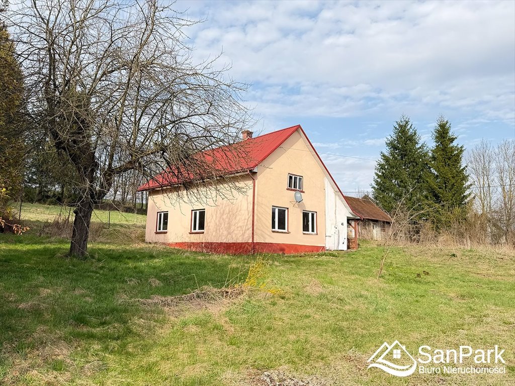 Polecam dom do remontu z dużą działką 42 arów w Bieszczadach Czarna, Czarna Dolna, powiat bieszczadzki  101m2 Foto 1