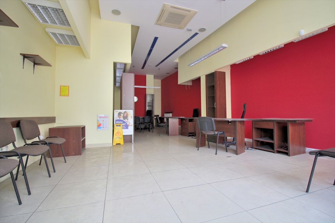 Na wynajem przestronny lokal usługowy 89,5 m² z klimatyzacją Zabrze, Wolności  90m2 Foto 1