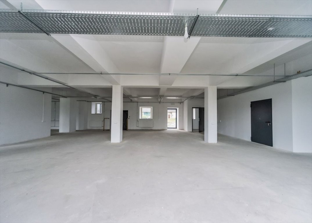 Lokal użytkowy na sprzedaż Skoczów, Wiślańska  2 300m2 Foto 7