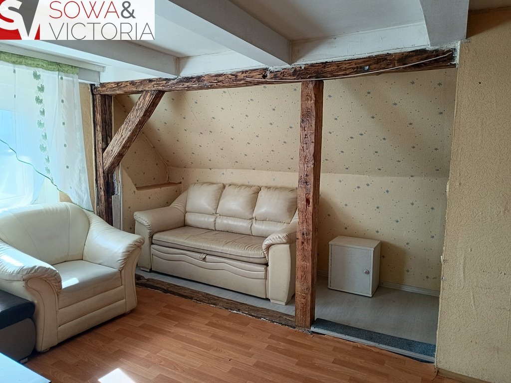 Klimatyczne 22 m2 na poddaszu z ogrodem i komórką Wałbrzych, Szczawienko  22m2 Foto 1