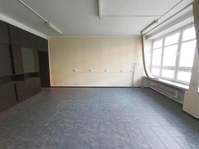 Lokal biurowy 45 m2 z parkingiem i alarmem - centrum Opola Opole, Centrum  45m2 Foto 1