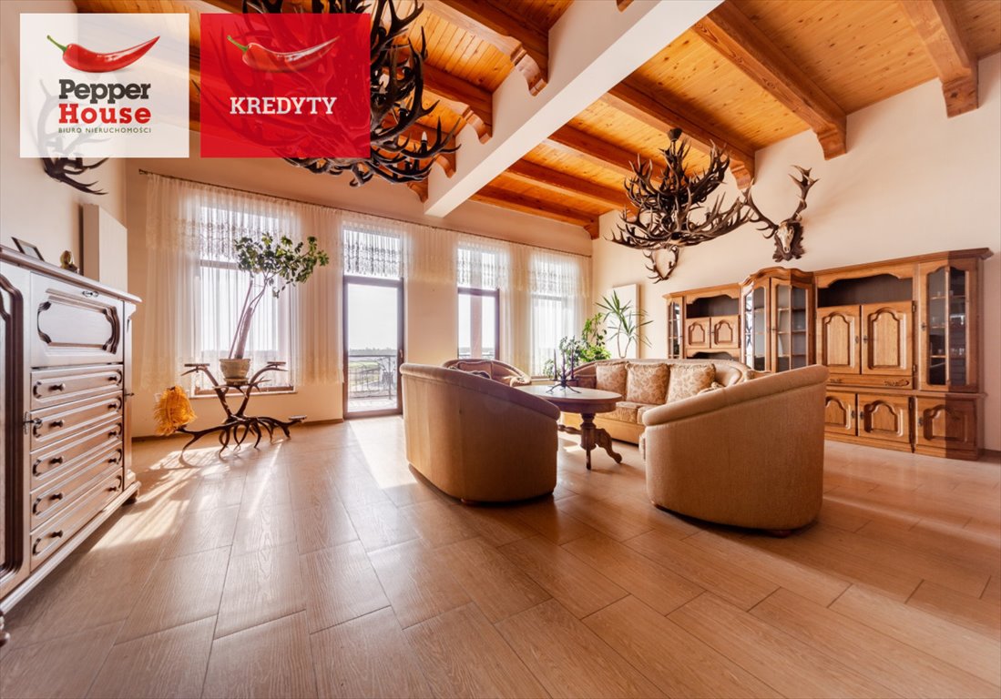 Dom z dużym tarasem i pięknym ogrodem w Górkach Górki  380m2 Foto 1