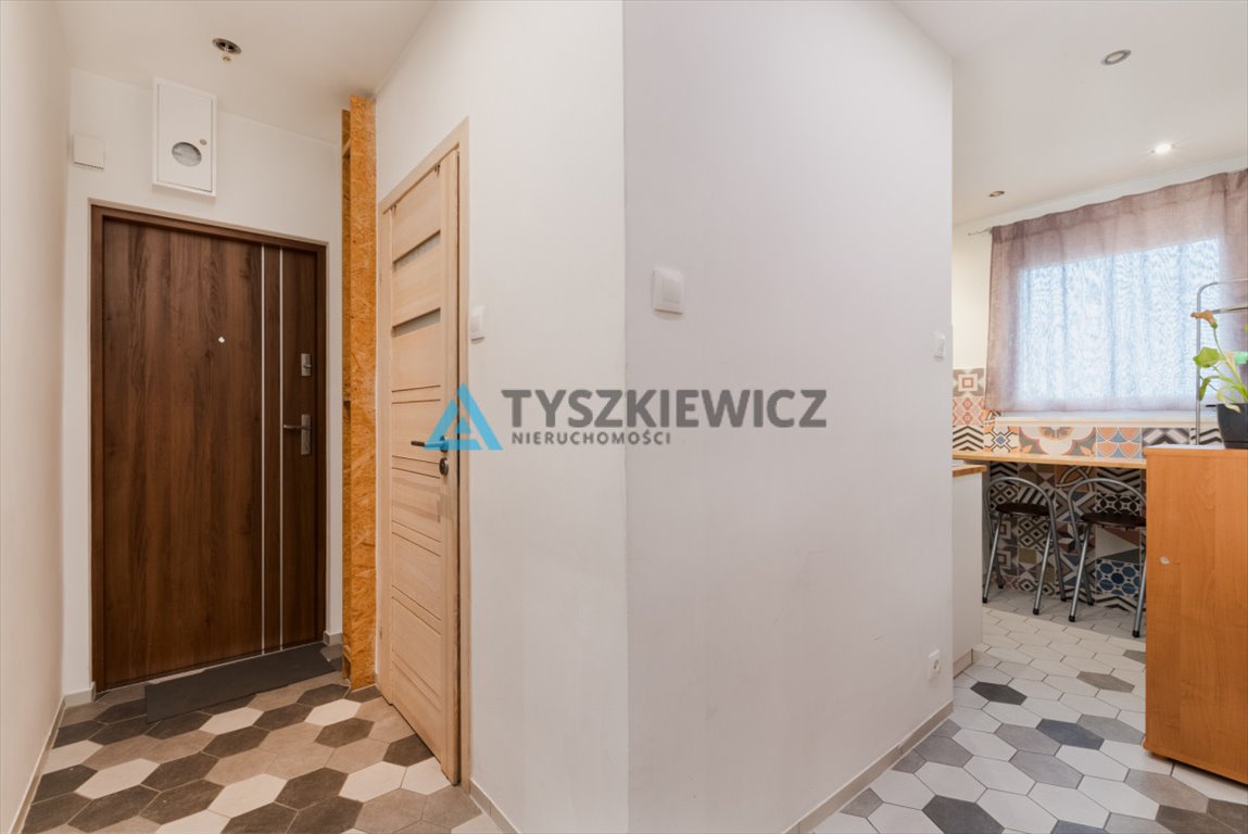 Mieszkanie dwupokojowe na sprzedaż Rumia, Księdza Lucjana Gierosa  42m2 Foto 8