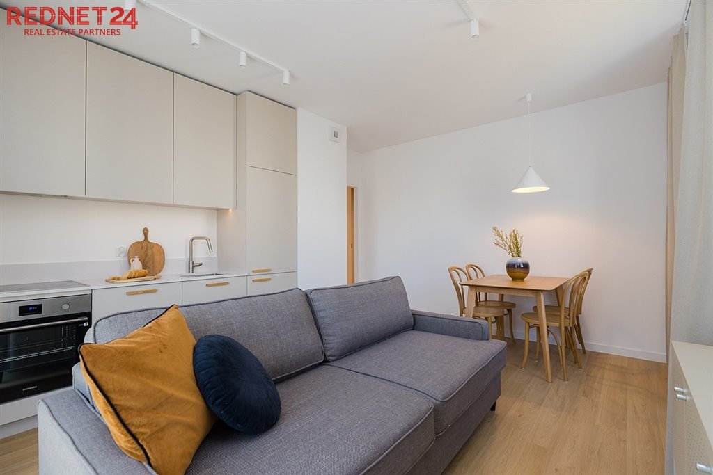 Mieszkanie czteropokojowe  na sprzedaż Kraków, Podgórze  64m2 Foto 1