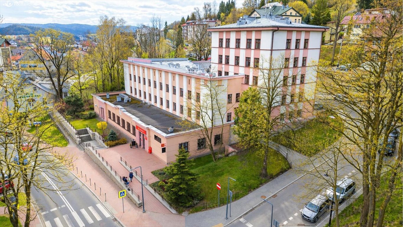 Przestronne biuro 181 m² w centrum Krynicy-Zdrój - polecam! Krynica-Zdrój, Zdrojowa  182m2 Foto 1