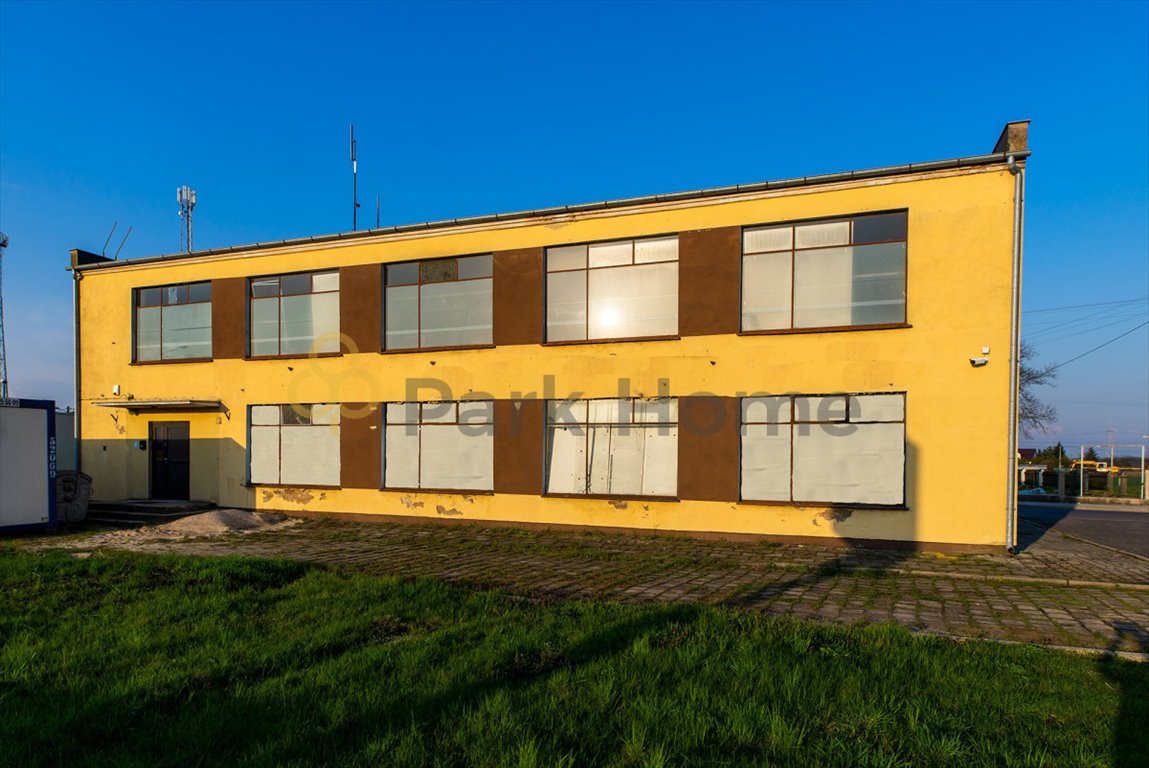 Lokal użytkowy 200 m2 w Lipnie – idealny na działalność! Lipno  200m2 Foto 1