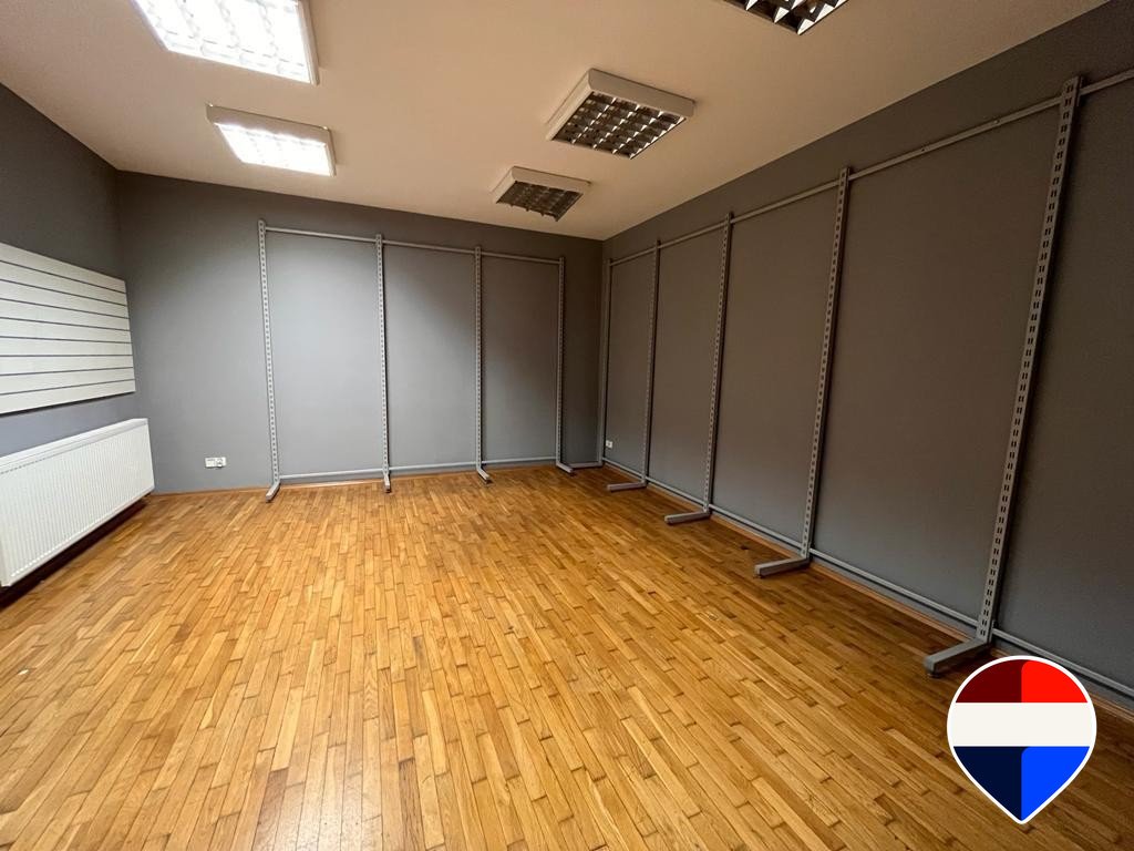 Lokal usługowy 68 m2 w centrum Wisły, duży ruch! Wisła, 1 Maja 21  68m2 Foto 1