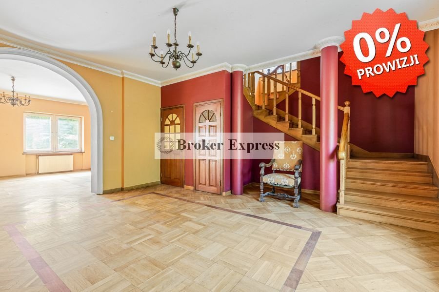 Sprzedam przestronny dom 368 m² z potencjałem w Piasecznie Piaseczno  368m2 Foto 1