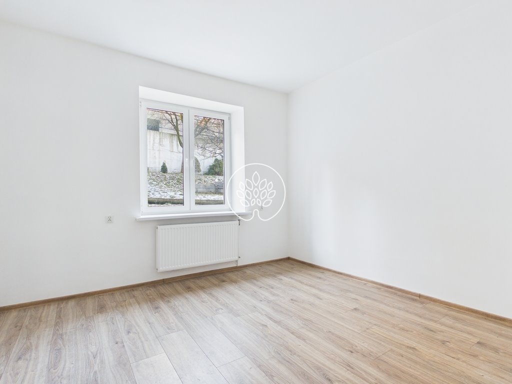 77 m² po remoncie z ogrodem – idealne pod inwestycję Bydgoszcz, Dolina  77m2 Foto 1