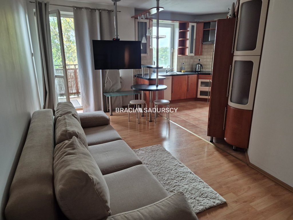 Mieszkanie dwupokojowe na wynajem Kraków, Podgórze, Płaszów, Gliniana  62m2 Foto 1